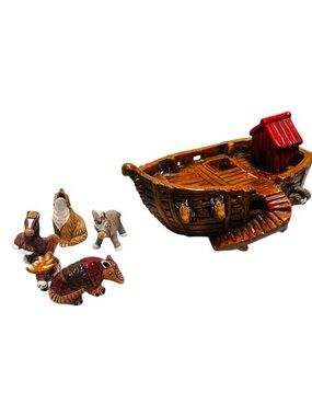 Vintage ceramic Noah's Ark with 5 animals, collectible, handmade